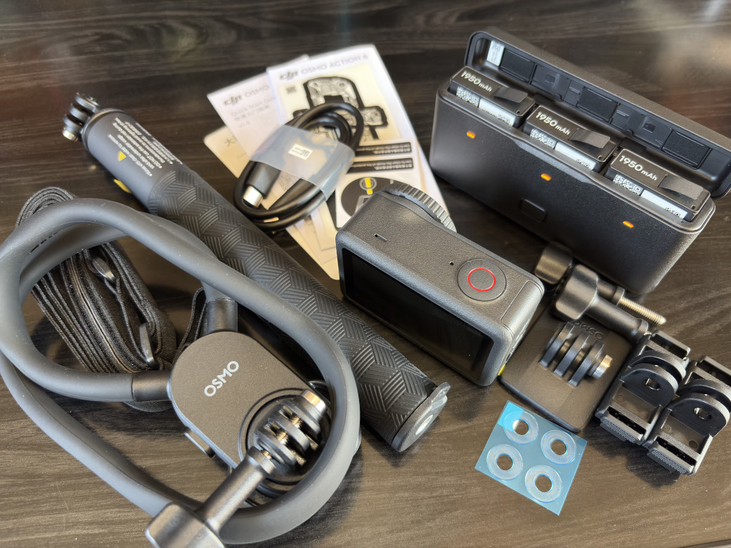 アクションカメラと機材一式